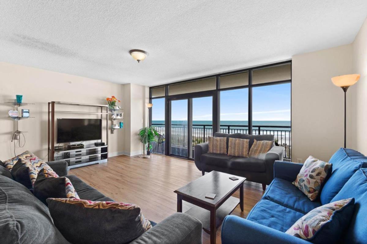 Oversized 3-Bedroom Floorplan With Amazing Panoramic Views شاطئ ميرتل المظهر الخارجي الصورة